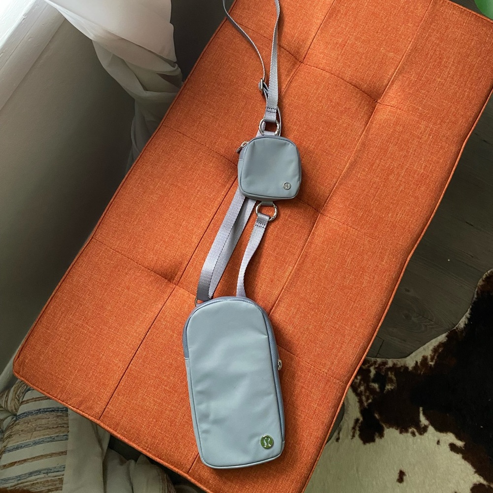 Lululemon modular phone crossbody bag